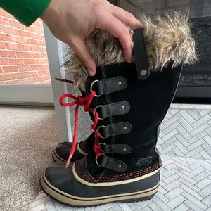 Sorel- Joan of Arc winter boots. Size 6.5